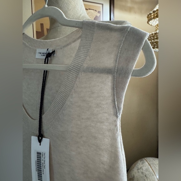 The Reset The Too Good Tank in cream M - Picture 4 of 13